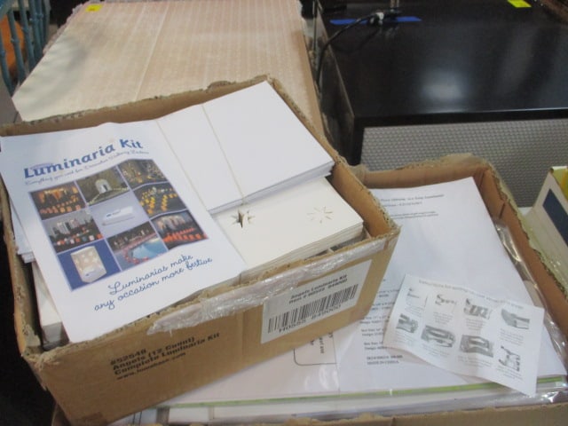 New Box Angels Luminara Kit & New Box Christmas Gift boxes (1 of 6)