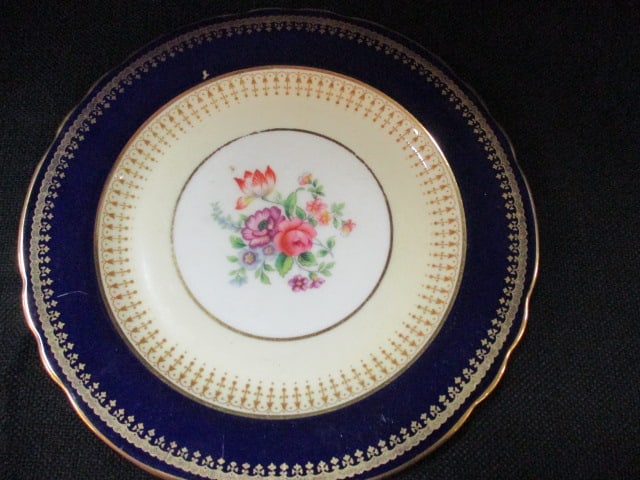 Aynsley Hatfield Cobalt Blue China Plates (Lot of 5) - 2