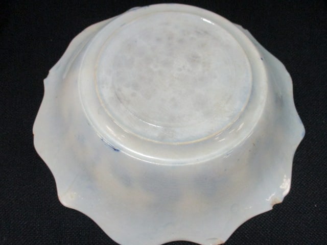 Flow Blue (Lot of 2) Serving Bowls 9" & Flow Blue Tidbit Plate - 7
