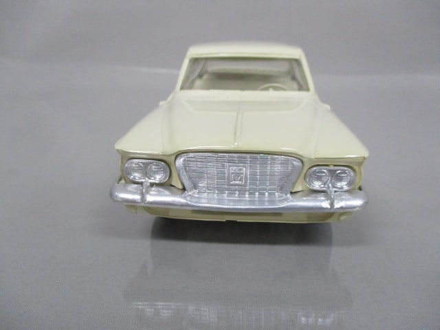 1961 Plymouth Valiant Sedan Dealer Promo - 4