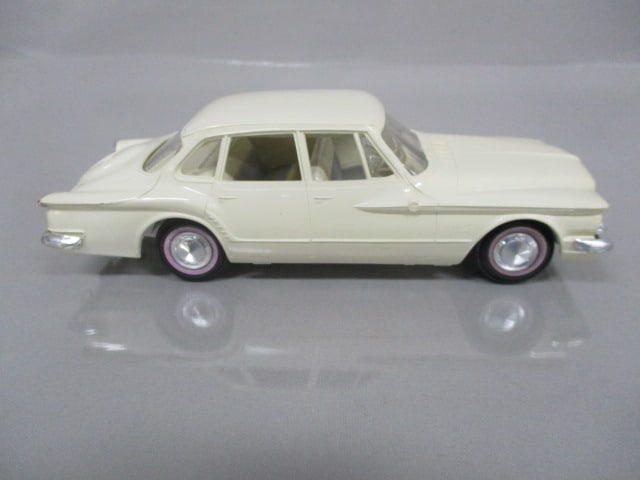 1961 Plymouth Valiant Sedan Dealer Promo - 5