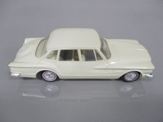 1961 Plymouth Valiant Sedan Dealer Promo - 6
