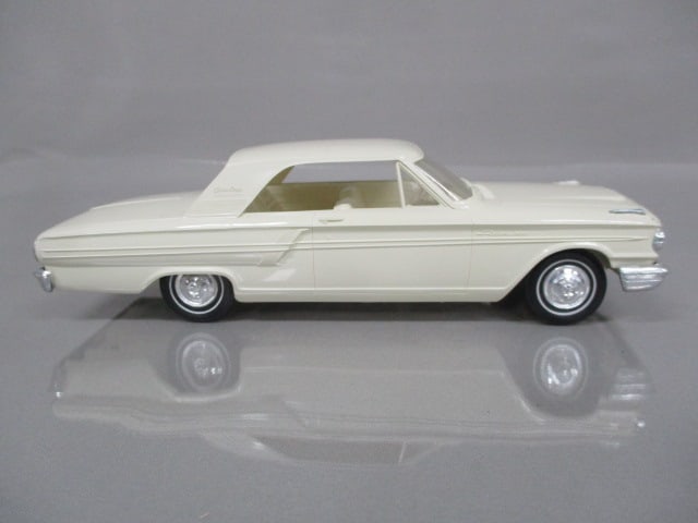 1964 Ford Fairlane 500 Sport Coupe Dealer Promo - 5