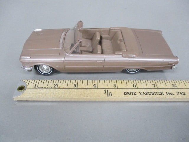 1963 Ford Galaxie 500 XL Convertible Dealer Promo - 10