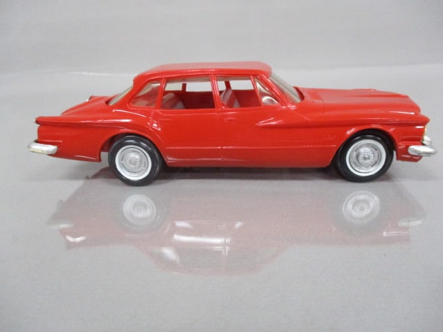 1960 Plymouth Valiant Dealer Promo - 4