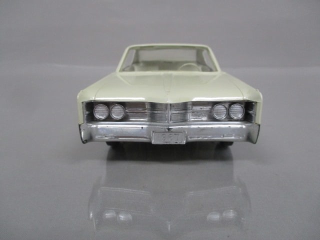 1967 Chrysler 300 Dealer Promo - 3