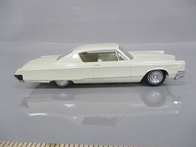 1967 Chrysler 300 Dealer Promo - 4