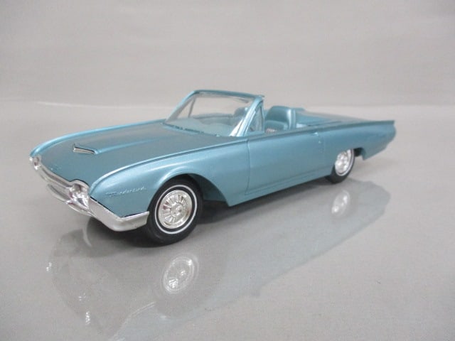 1962 Ford Thunderbird Sports Roadster Friction Dealer Promo