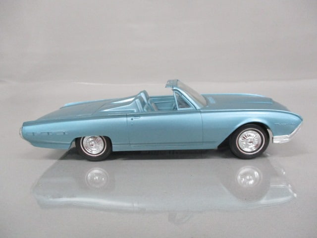 1962 Ford Thunderbird Sports Roadster Friction Dealer Promo - 5