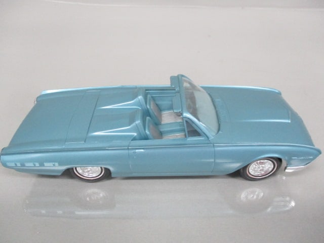 1962 Ford Thunderbird Sports Roadster Friction Dealer Promo - 6