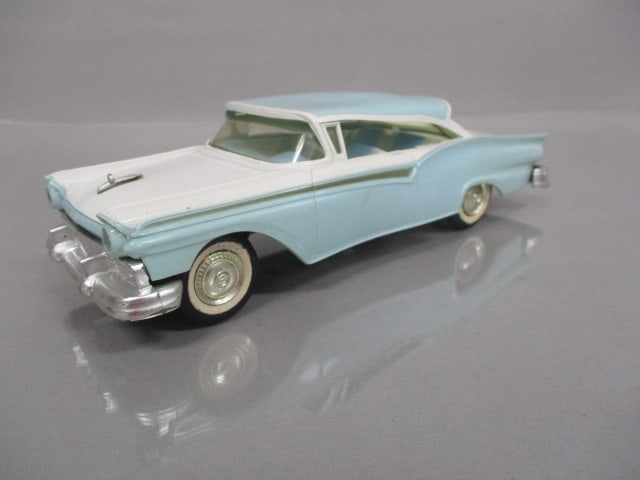 1957 Ford Fairlane 500 Dealer Promo By AMT: Has Warpage - See All Pictures