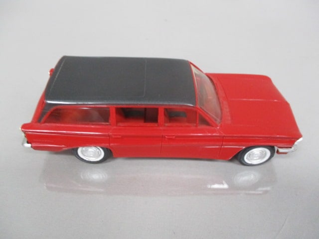 1961 Oldsmobile F-85 Station Wagon Friction Dealer Promo - 5