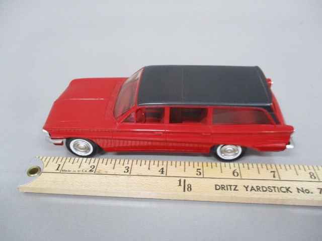 1961 Oldsmobile F-85 Station Wagon Friction Dealer Promo - 9