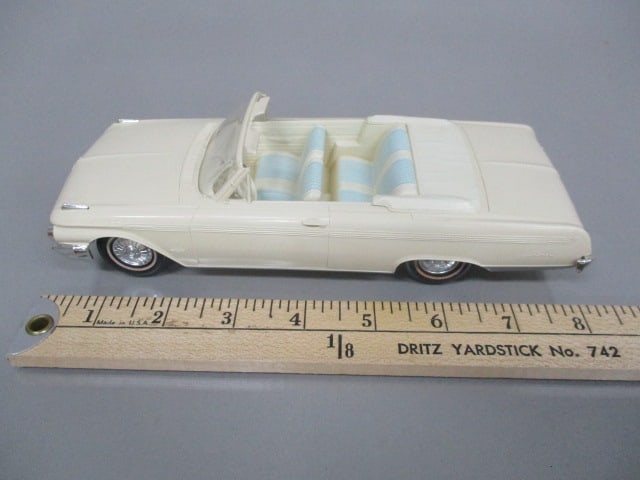 1962 Ford Galaxie 500 Sunliner Convertible Dealer Promo - 10