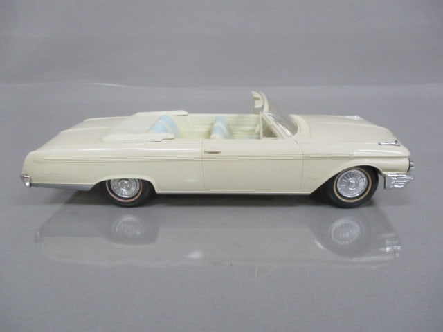 1962 Ford Galaxie 500 Sunliner Convertible Dealer Promo - 5