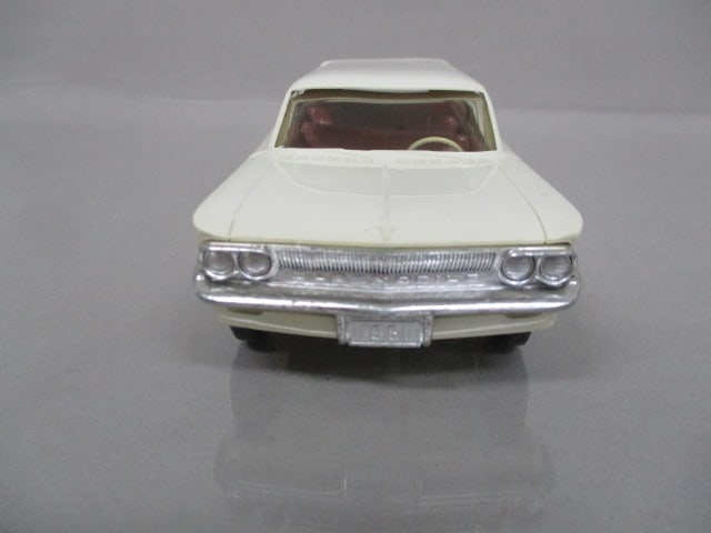 1961 Oldsmobile F-85 Station Wagon Friction Dealer Promo - 3