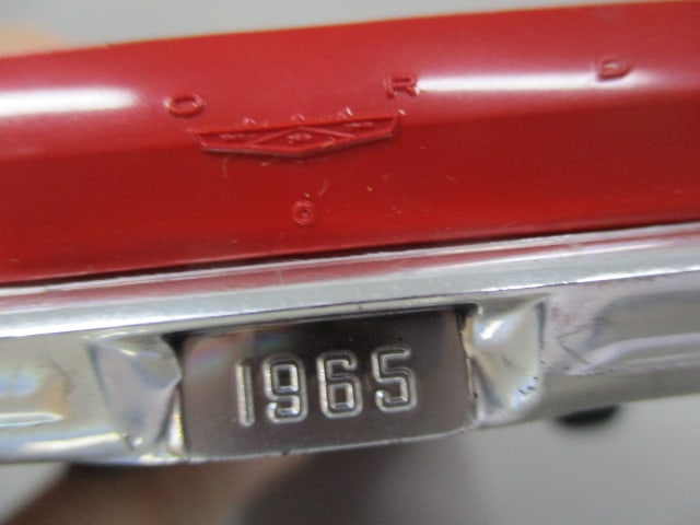 1965 Ford Galaxie 500 XL Convertible Dealer Promo - 9