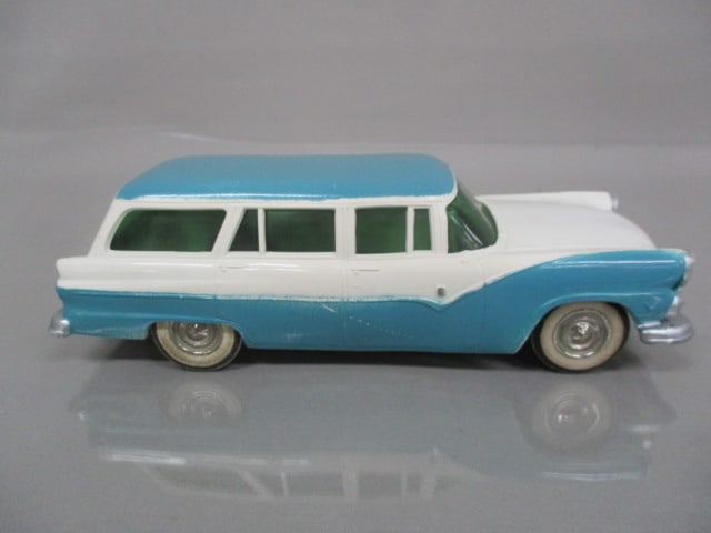 1956 Ford Parklane Station Wagon Friction Dealer Promo - 5