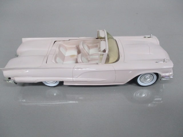 1969 Ford Thunderbird Convertible Friction Dealer Promo - 6