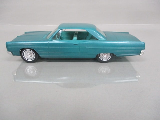 1968 Plymouth Fury lll Friction Dealer Promo - 2