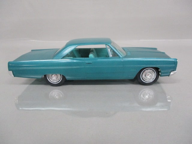 1968 Plymouth Fury lll Friction Dealer Promo - 4