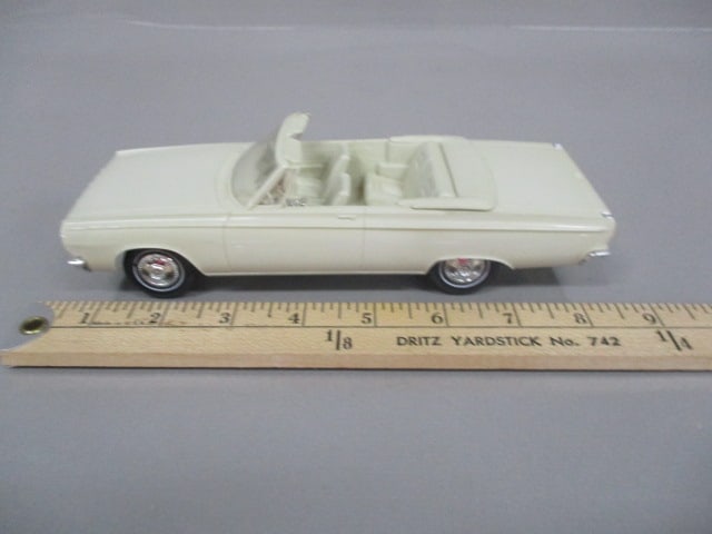 1965 Dodge Coronet Convertible Dealer Promo - 10