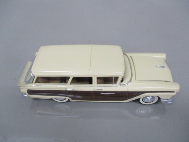 Vintage Rare 1957 Ford Country Squire Station Wagon W/Wood Grain Sides - 7