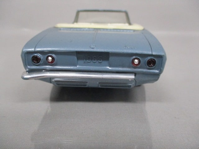 1965 Chevrolet Corvair Convertible Dealer Promo - 6