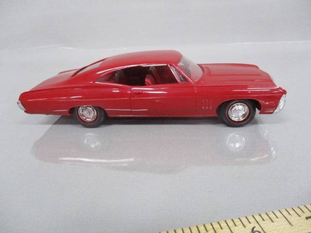 1968 Chevrolet Impala SS 427 Dealer Promo - 4