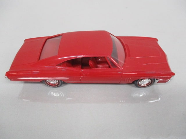 1968 Chevrolet Impala SS 427 Dealer Promo - 5