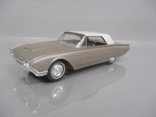 1962 Ford Thunderbird Dealer Promo: .