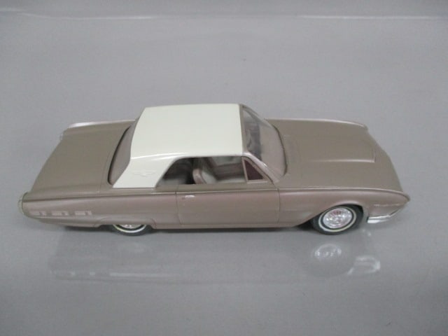 1962 Ford Thunderbird Dealer Promo - 5