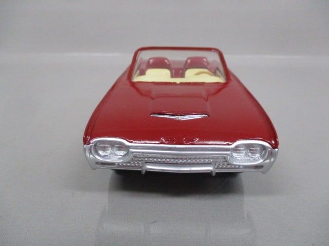 1962 Ford Thunderbird Sports Roadster Dealer Promo - 5