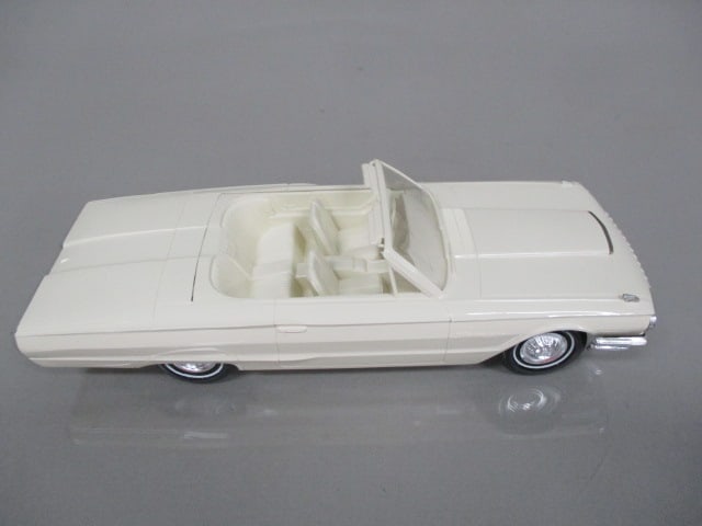 1964 Ford Thunderbird Convertible Dealer Promo - 5