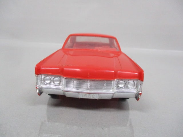 1968 Lincoln Continental Friction Dealer Promo - 3