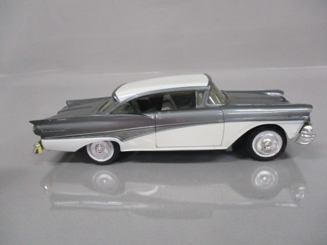 1958 Ford Fairlane 500 Dealer Promo - 4