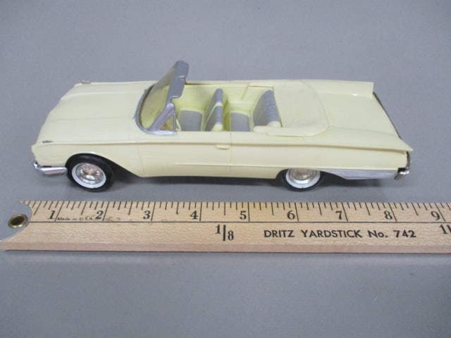 1960 Ford Galaxie Sunliner Convertible Friction Dealer Promo - 10