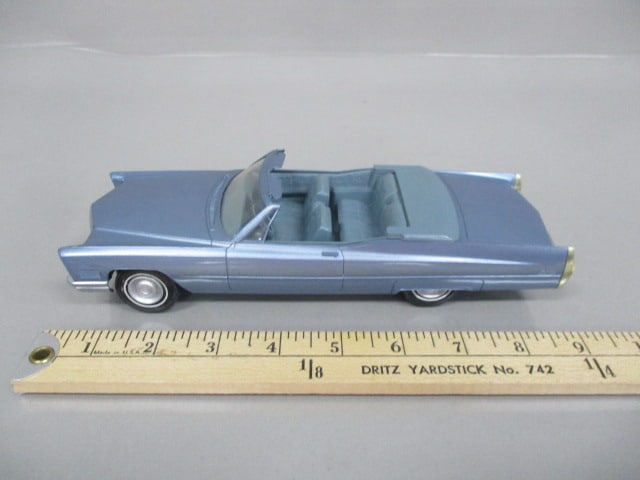 1967 Cadillac DeVille Convertible Dealer Promo - 10