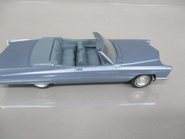 1967 Cadillac DeVille Convertible Dealer Promo - 6