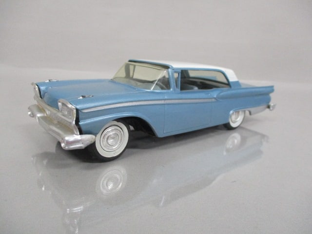 1959 Ford Galaxie Fairlane 500 Friction Dealer Promo (1 of 9)