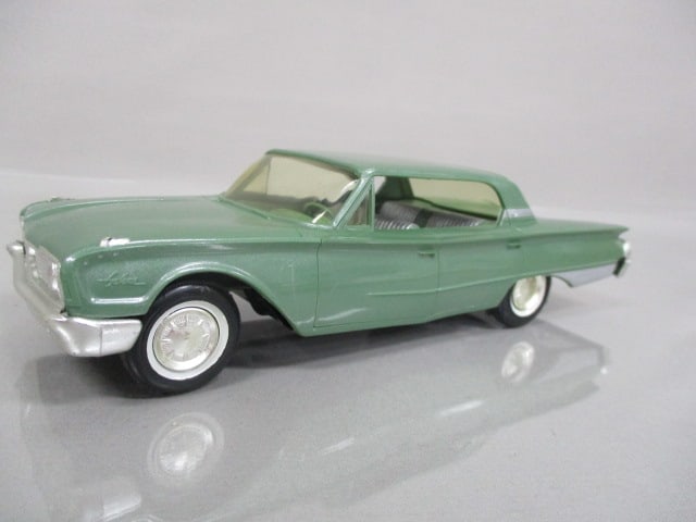 1960 Ford Galaxie Friction Dealer Promo: By AMT