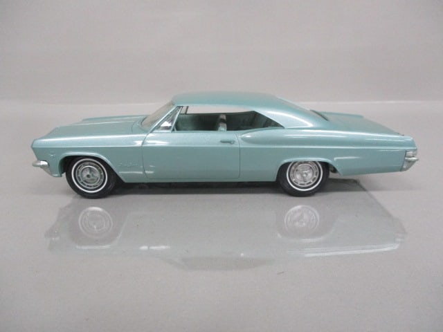 1965 Chevrolet Impala SS Dealer Promo - 2