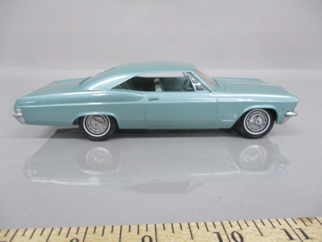 1965 Chevrolet Impala SS Dealer Promo - 4