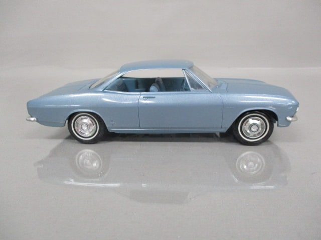 1965 Chevrolet Corvair Corsa Dealer Promo - 4