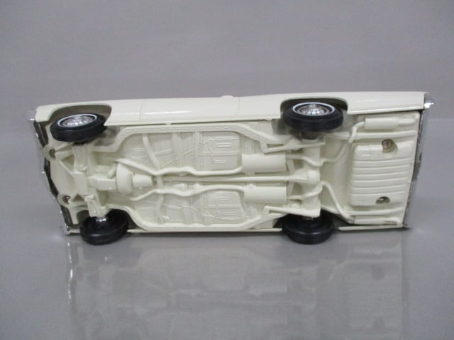 1967 Chevrolet Impala SS Convertible Dealer Promo - 9