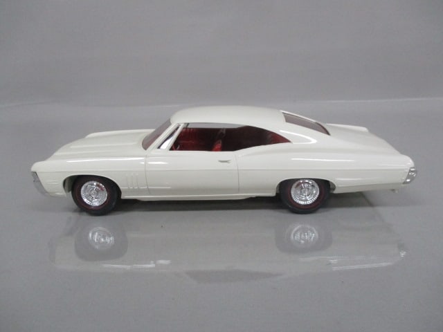 1968 Chevrolet Impala SS 427 Dealer Promo - 2