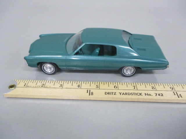 1971 Chevrolet Impala Custom Dealer Promo - 9