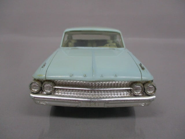 1961 Ford Galaxie Dealer Promo - 3