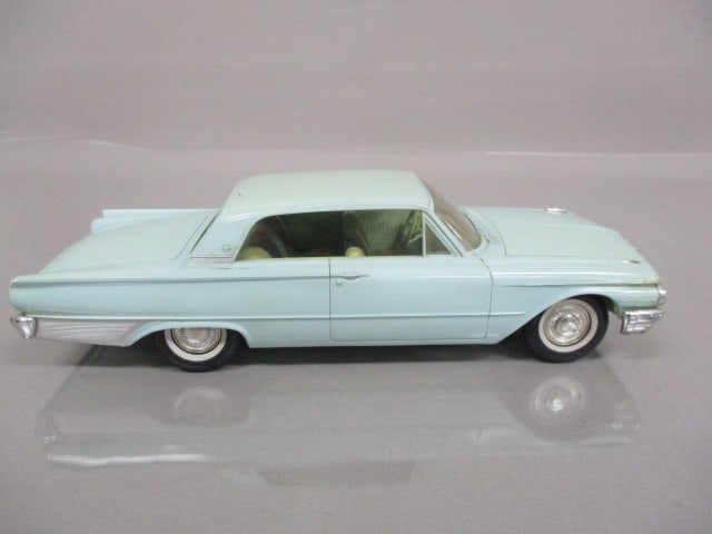 1961 Ford Galaxie Dealer Promo - 4