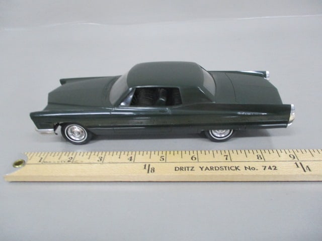 1967 Cadillac DeVille Friction Dealer Promo - 9